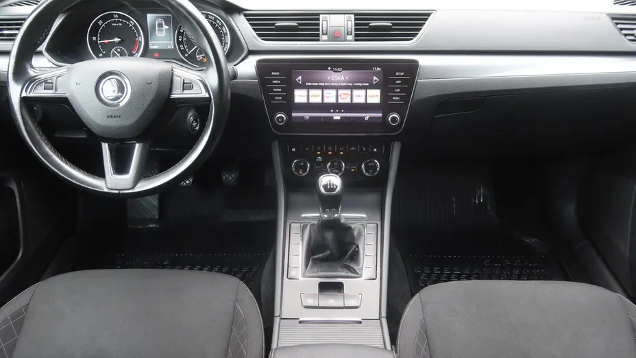 Skoda Superb -