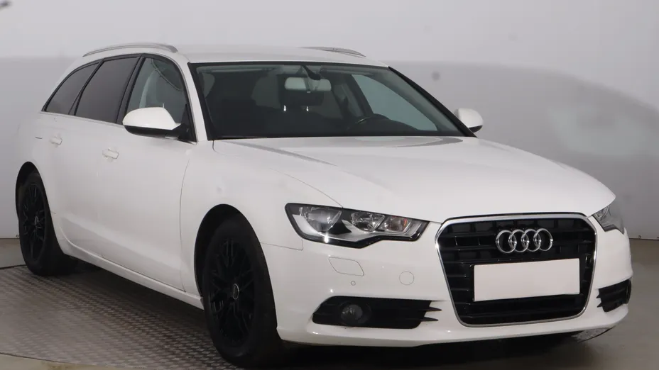 Audi A6 -