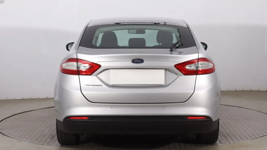 Ford Mondeo -