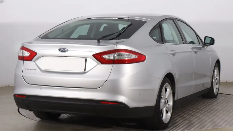 Ford Mondeo -
