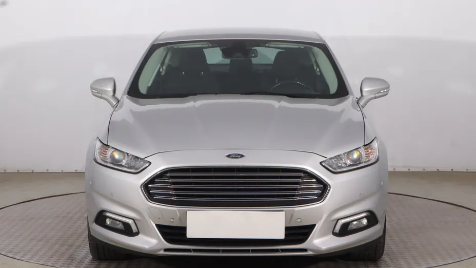 Ford Mondeo -