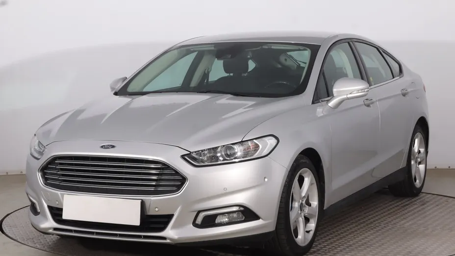 Ford Mondeo -