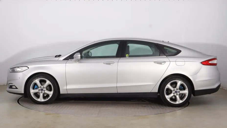 Ford Mondeo -