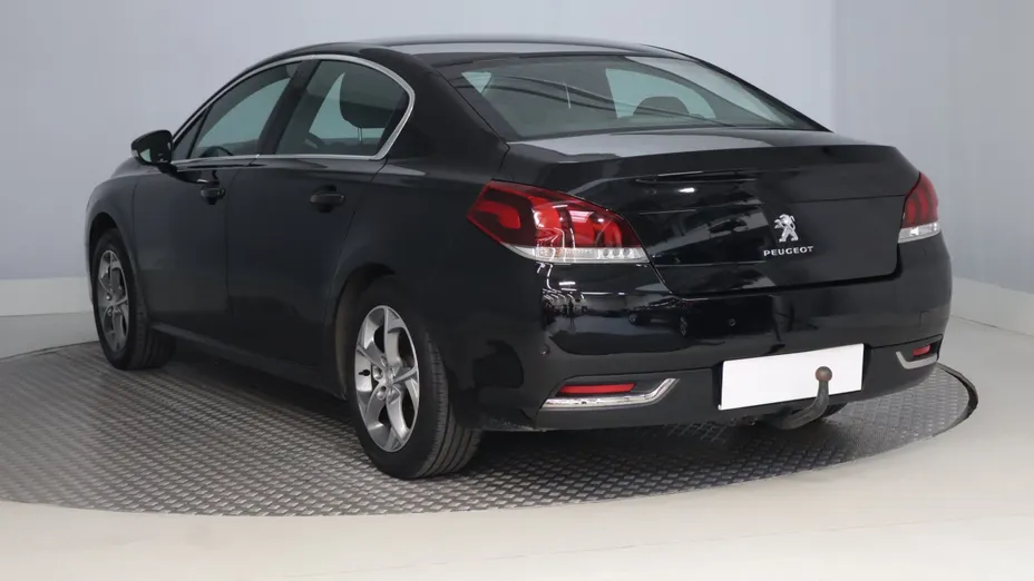 Peugeot 508 -