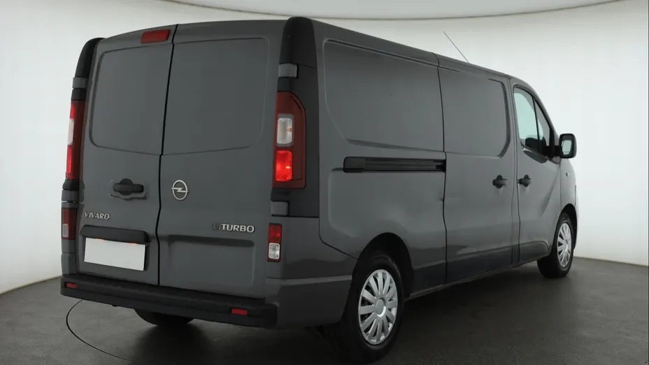 Opel Vivaro -