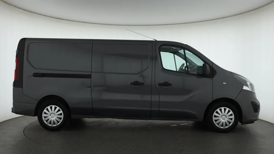 Opel Vivaro -