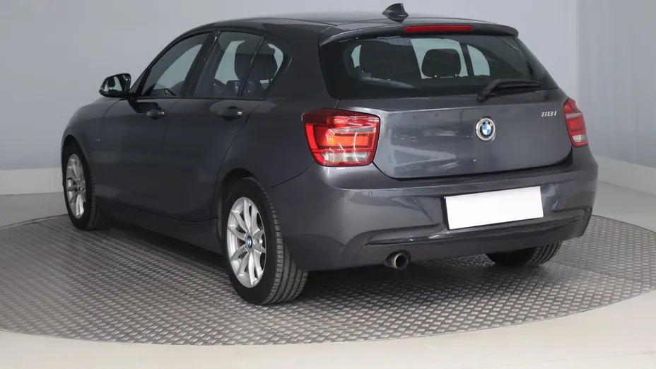 BMW Seria 1 -