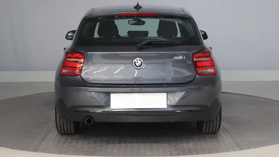 BMW Seria 1 -