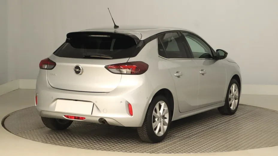 Opel Corsa -