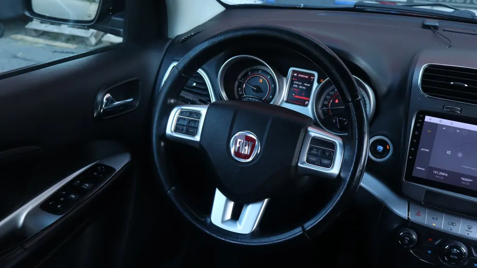 Fiat Freemont -