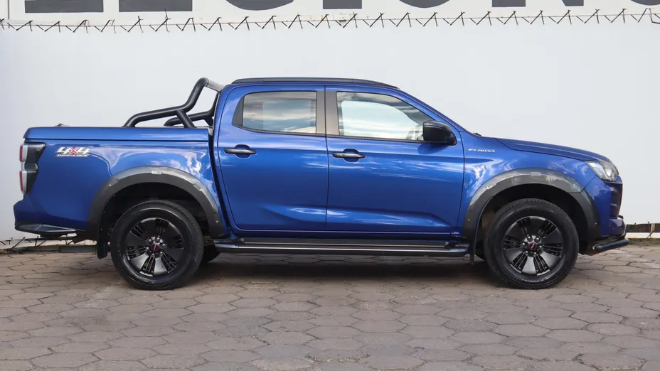 Isuzu D-Max -