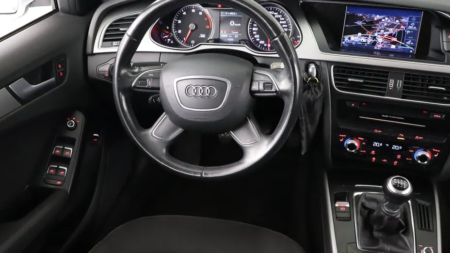 Audi A4 -