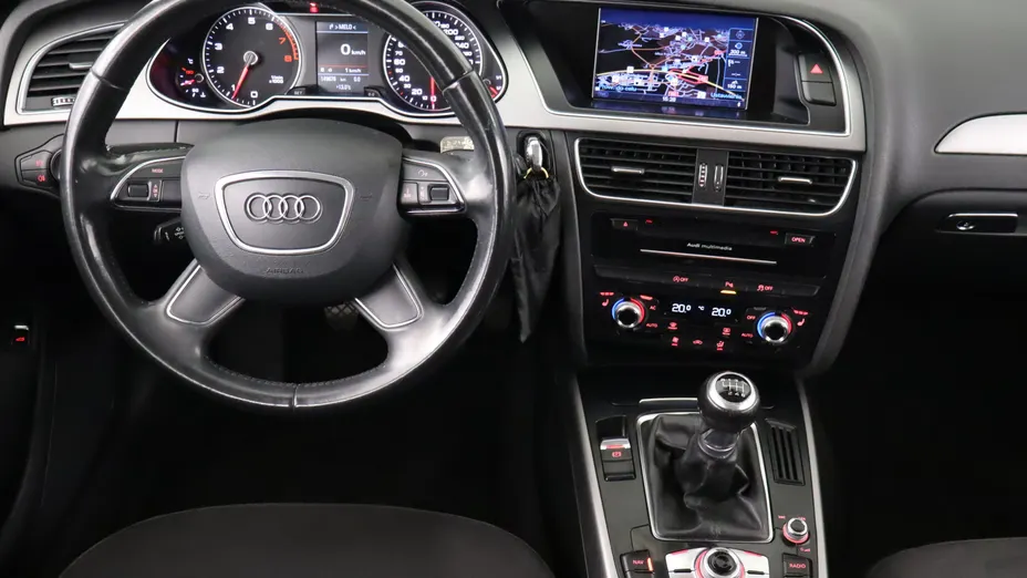 Audi A4 -