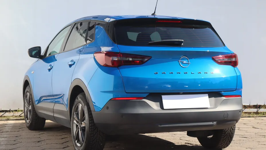 Opel Grandland -
