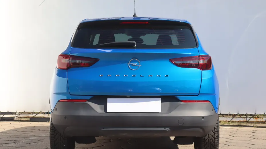 Opel Grandland -