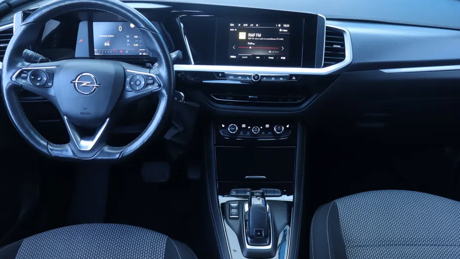 Opel Grandland -
