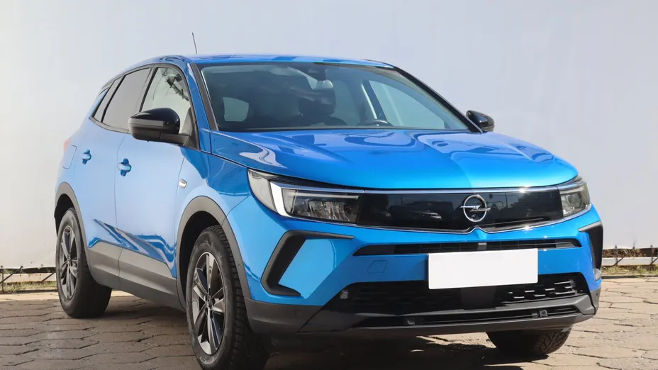 Opel Grandland -