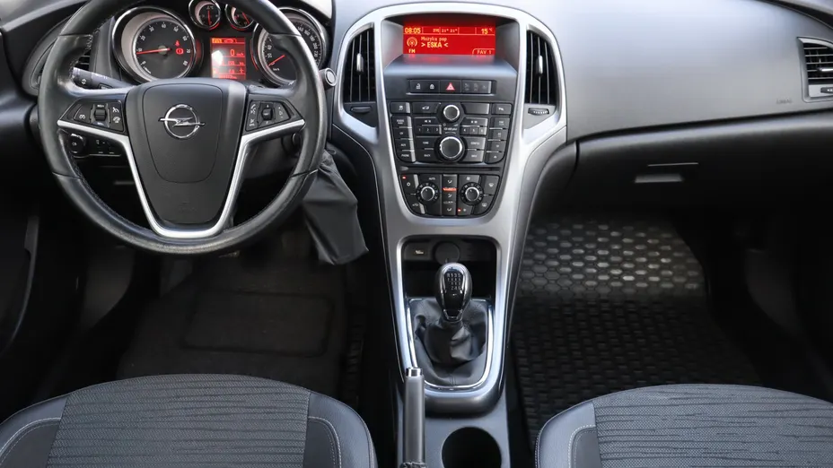 Opel Astra -