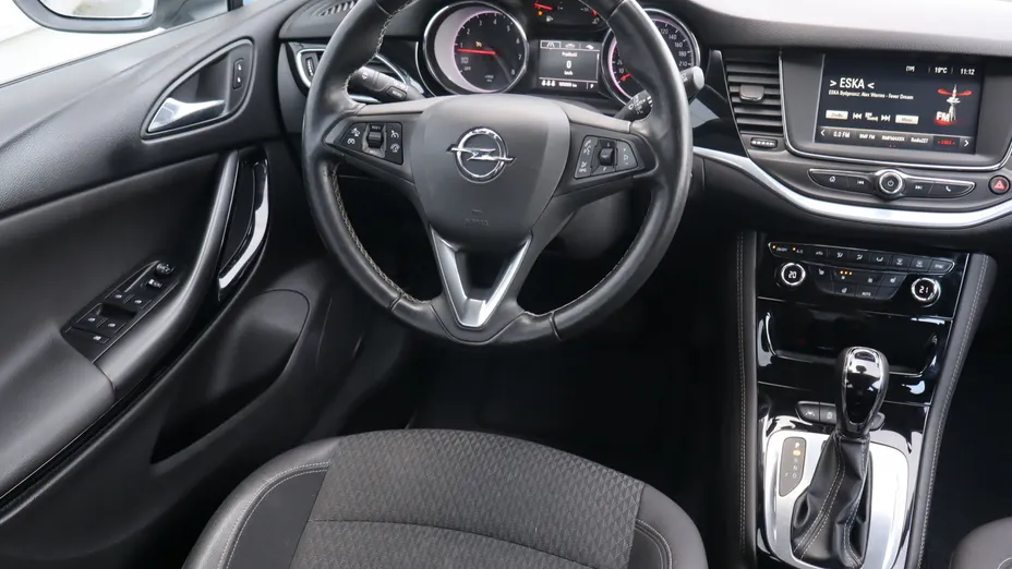 Opel Astra -