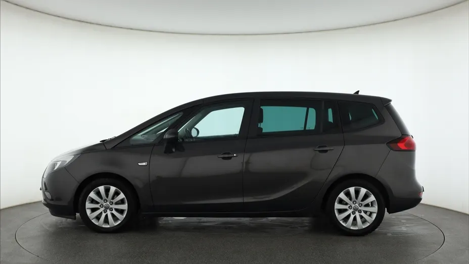 Opel Zafira -