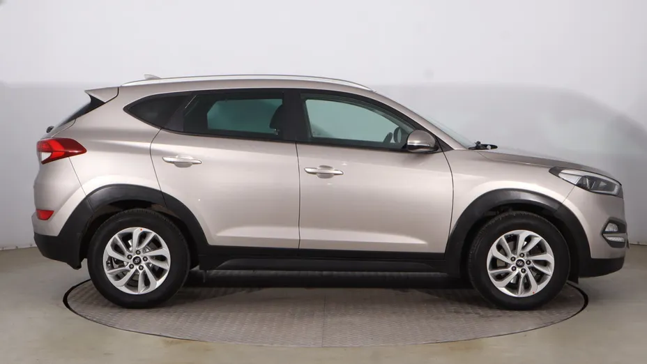 Hyundai Tucson -