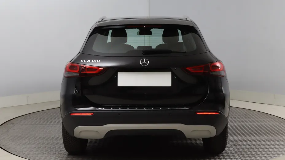 Mercedes GLA -