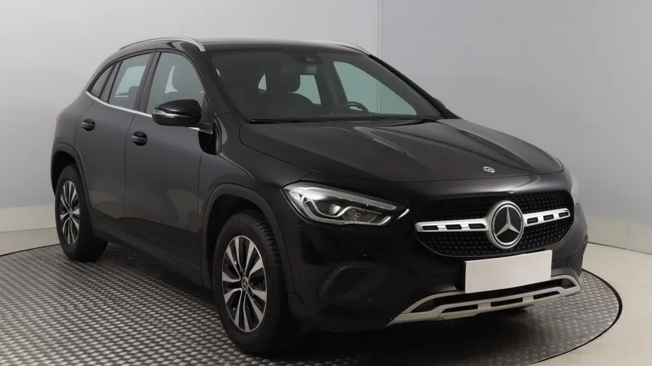 Mercedes GLA -