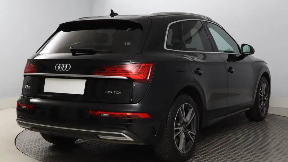 Audi Q5 -