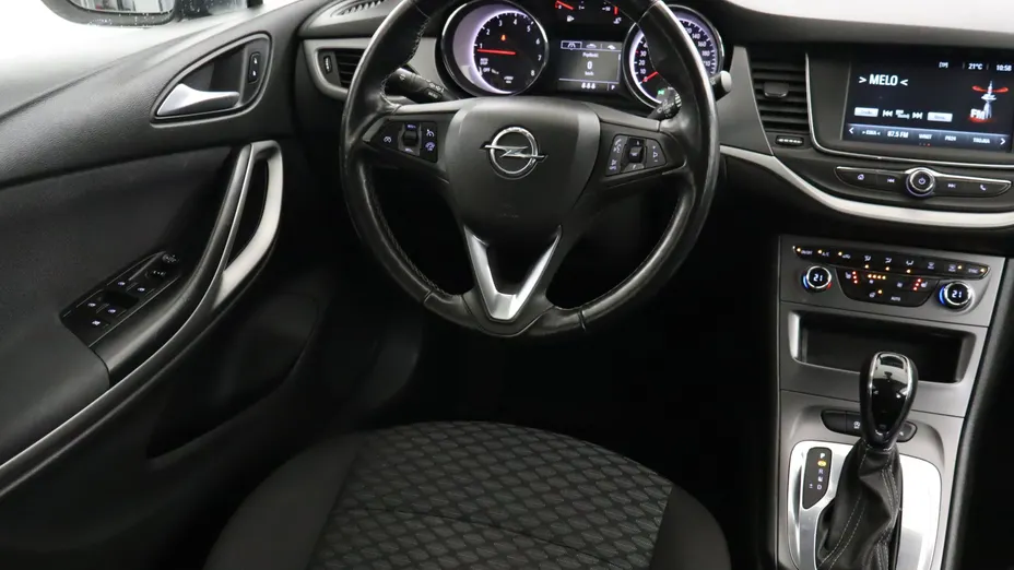 Opel Astra -