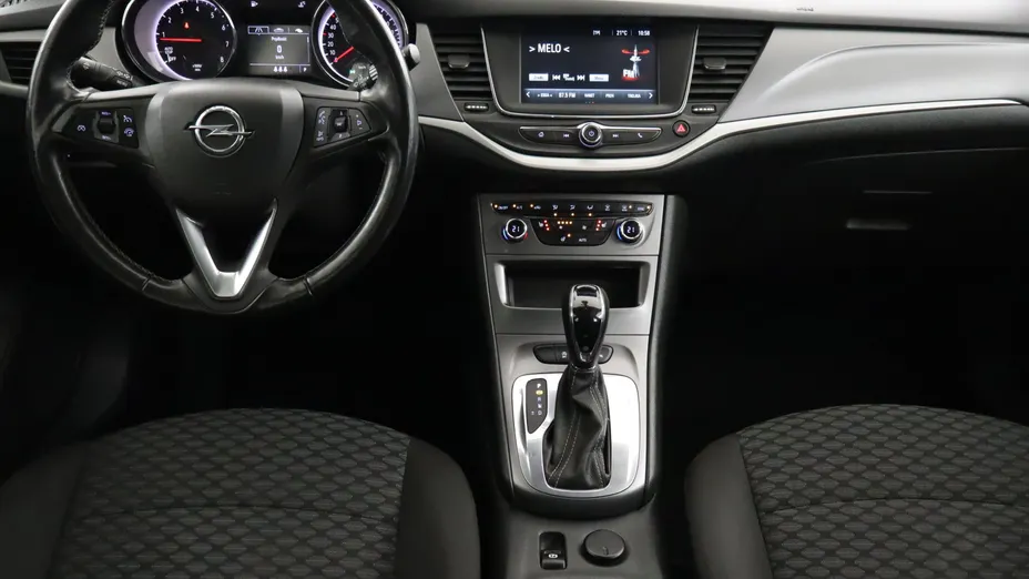 Opel Astra -