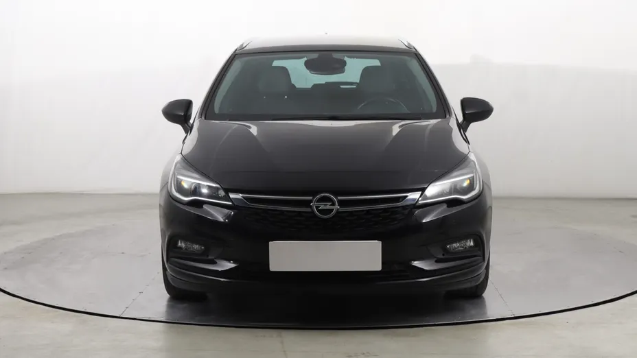 Opel Astra -