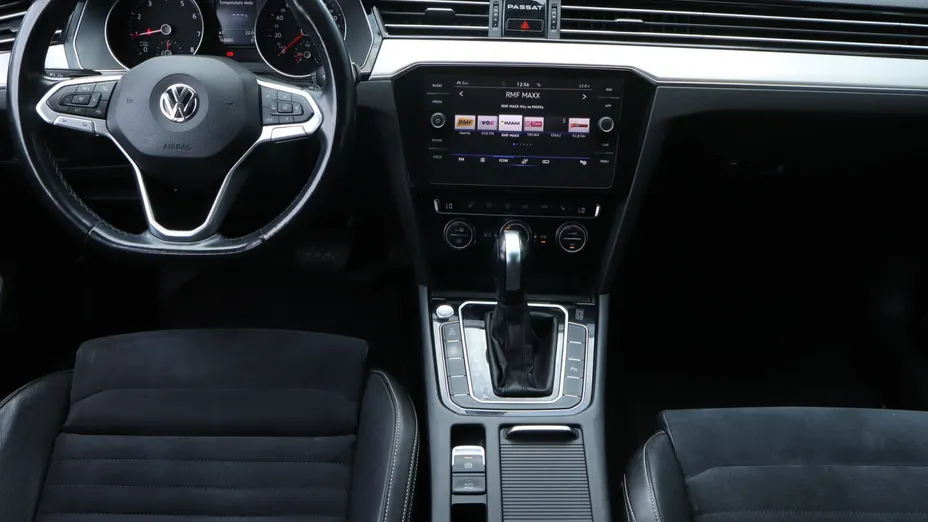 VW Passat -