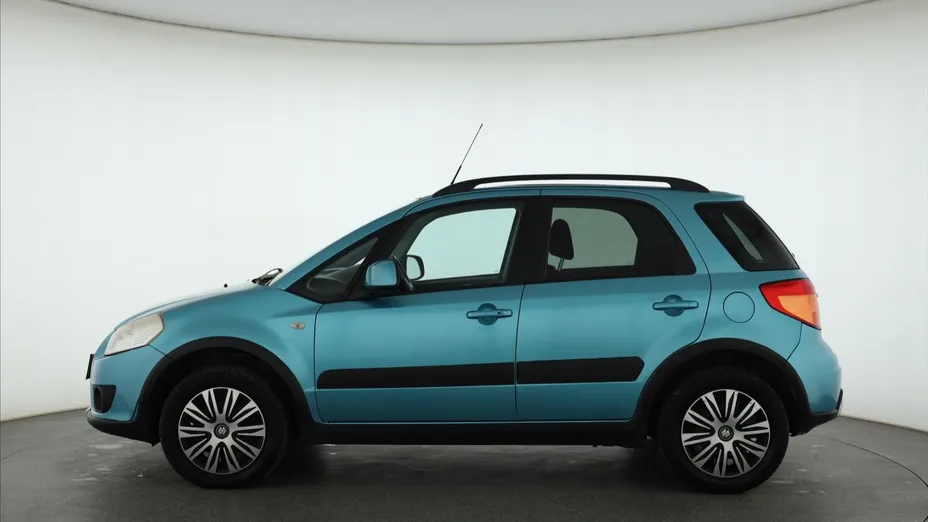 Suzuki SX4 -