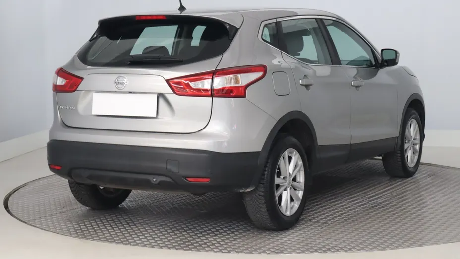 Nissan Qashqai -