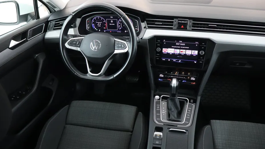 VW Passat -