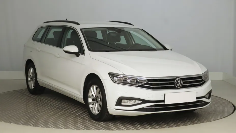 VW Passat -