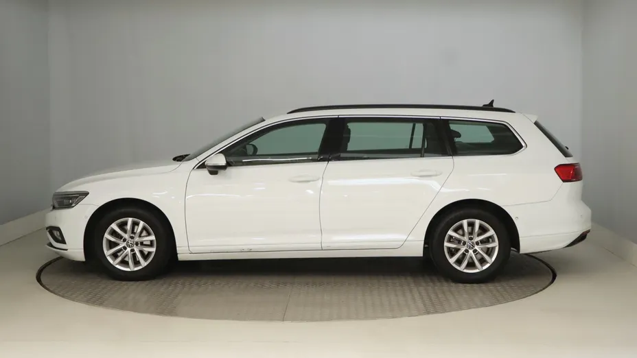 VW Passat -