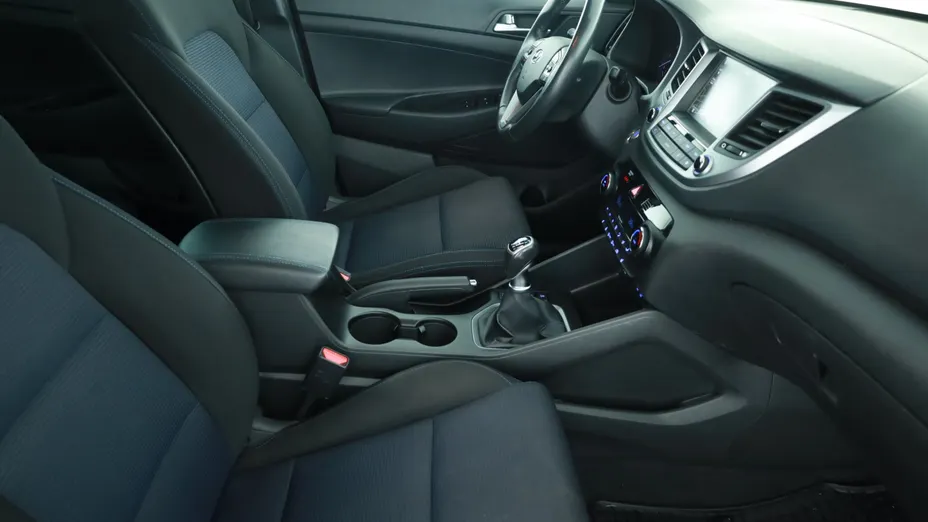 Hyundai Tucson -