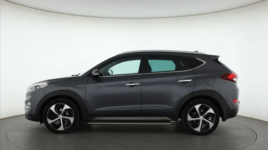 Hyundai Tucson -