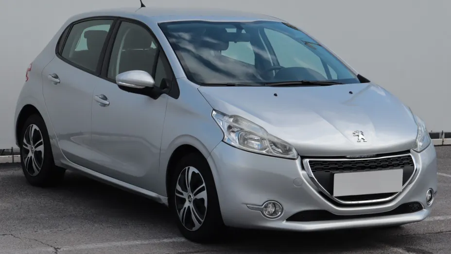 Peugeot 208 -