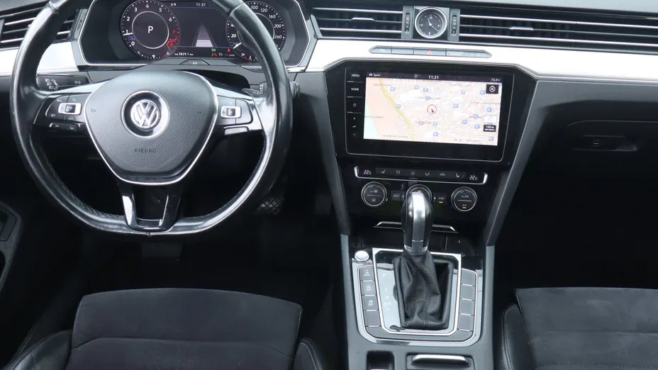 VW Passat -
