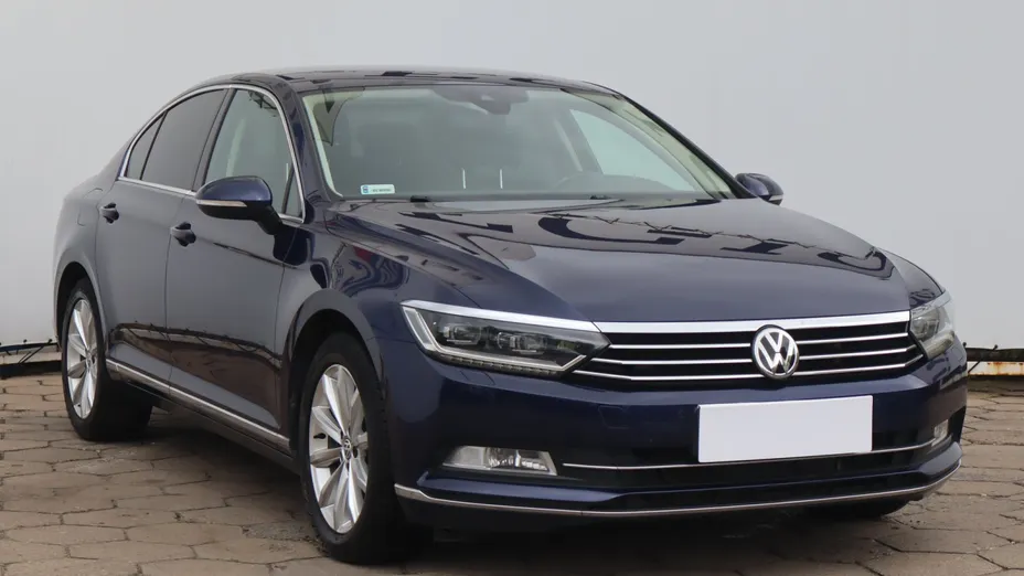 VW Passat -