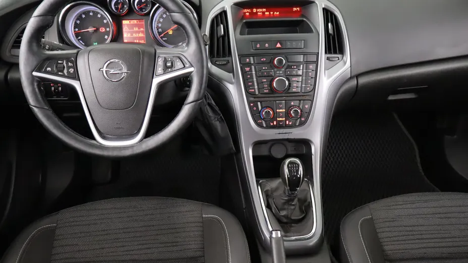 Opel Astra -