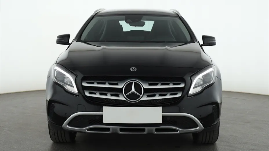 Mercedes GLA -