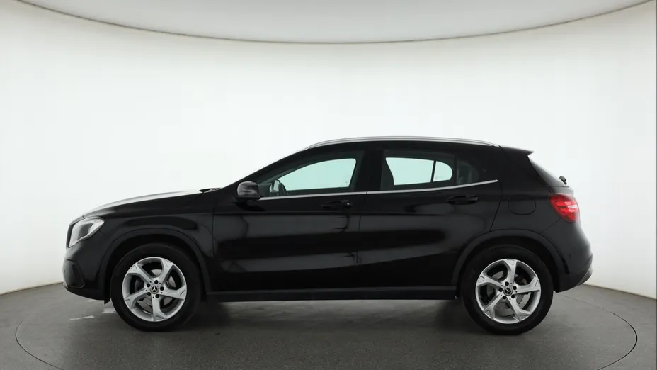 Mercedes GLA -