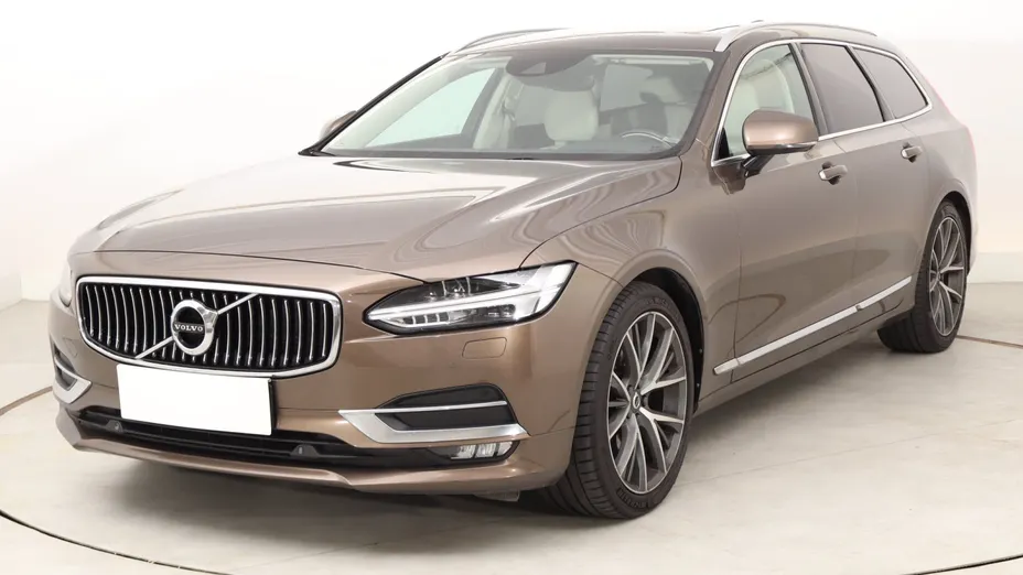 Volvo V90 -