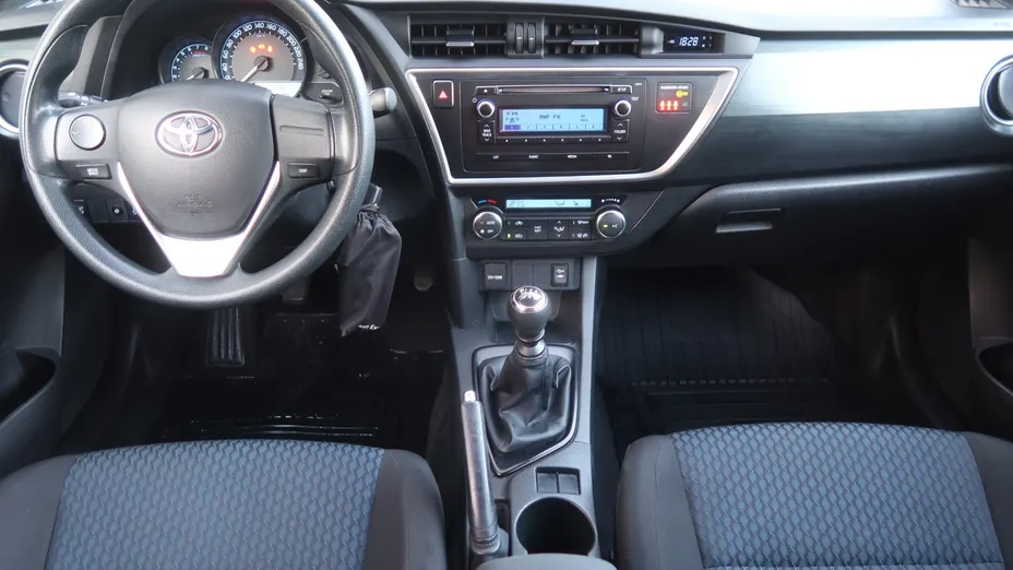 Toyota Auris -