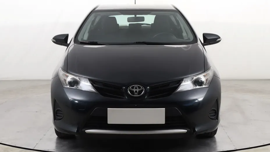 Toyota Auris -