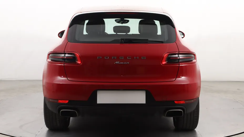 Porsche Macan -