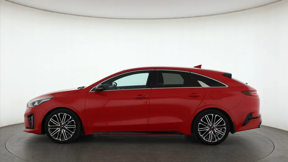 Kia ProCeed -